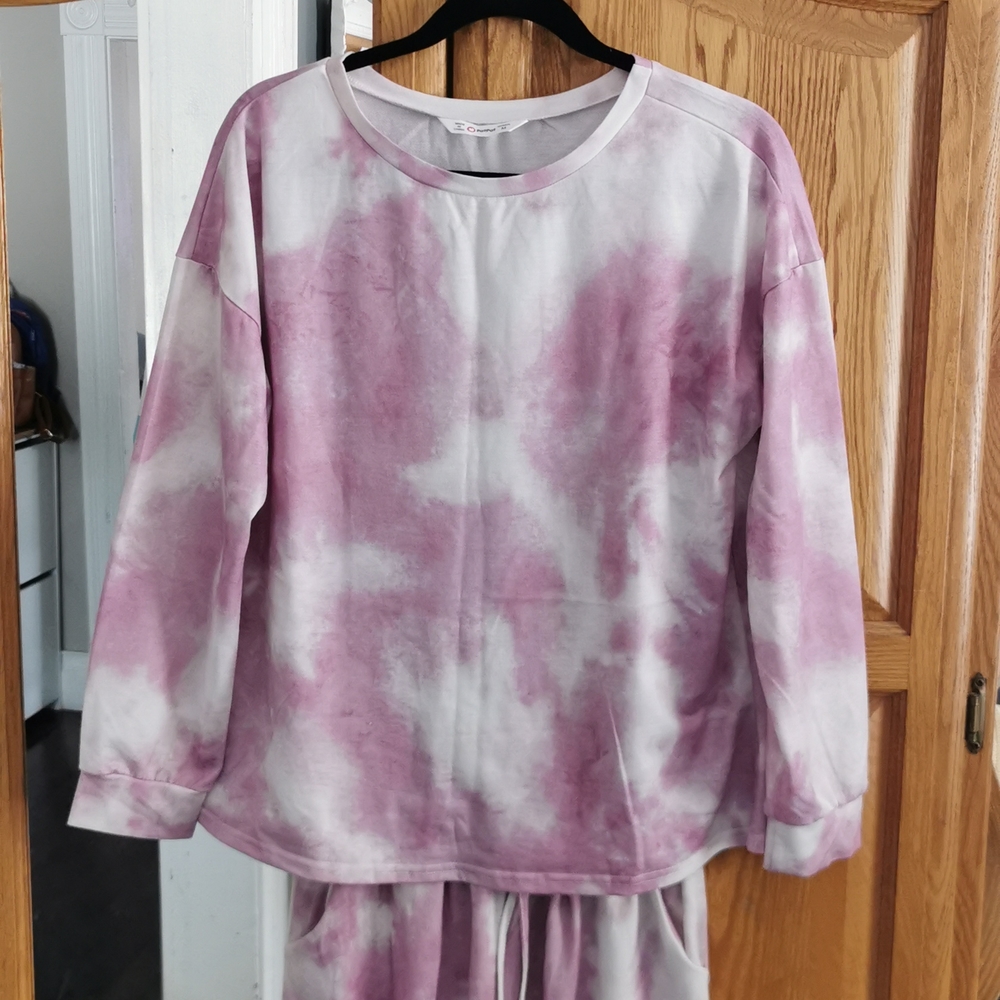Tie dye lounge set